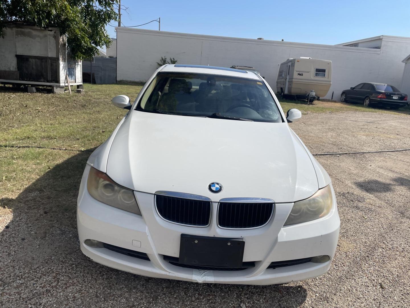 2007 /TAN BMW 3-Series 328i (WBAVA37587N) with an 3.0L L6 DOHC 24V engine, Automatic transmission, located at 2425 Franklin Ave., Waco, TX, 76701, (254) 753-6661, 31.540359, -97.148682 - NICE SPORTY 328i BMW Sedan, 144K, 3 owners, White with Tan Leather, Call for Appointment to test drive. $6000 INCLUDES EVERYTHING - Photo#0